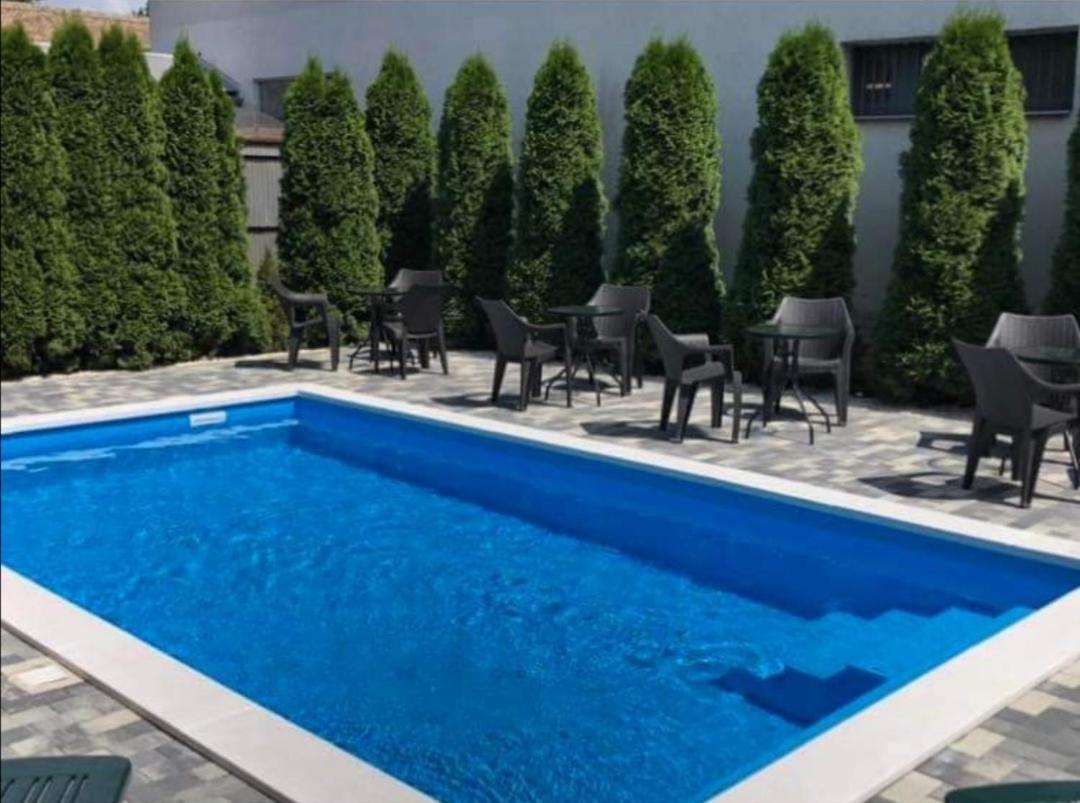 Hotel Brill Orosháza المظهر الخارجي الصورة
